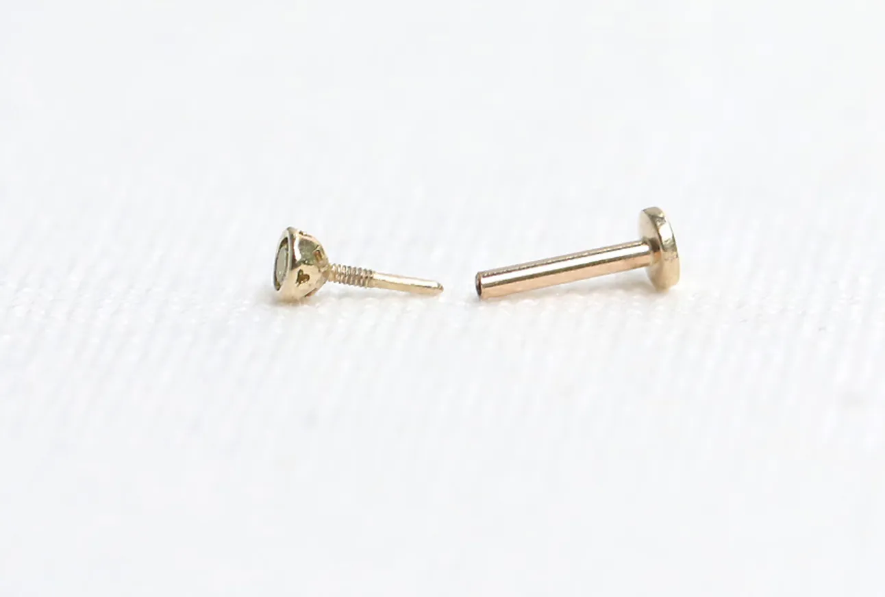 14K Gold Genuine Color Diamond Bezel Internally threaded Flat Back Labret Earring Piercing