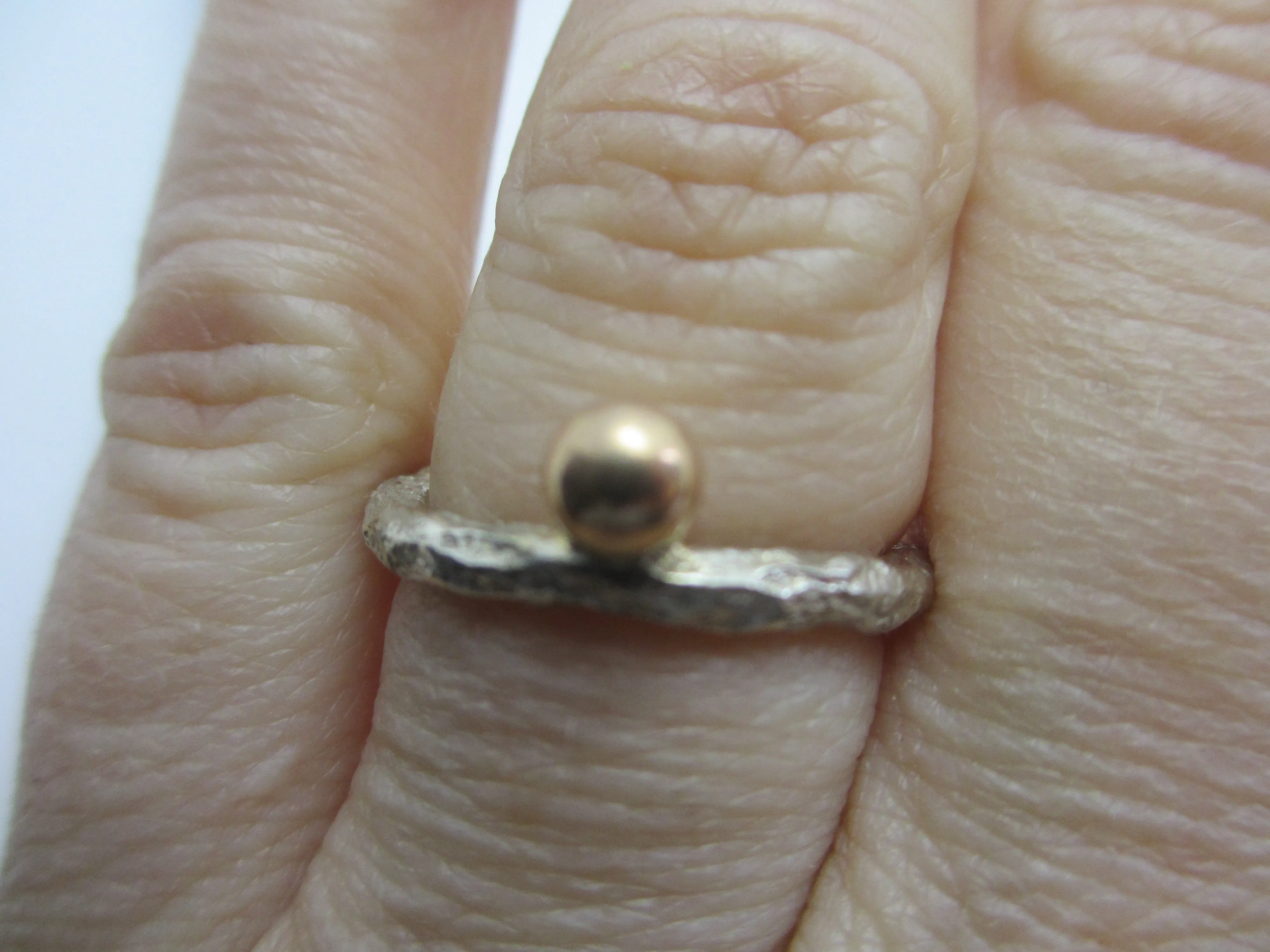 9k Gold Ball Sterling Silver Ring Vintage c1980