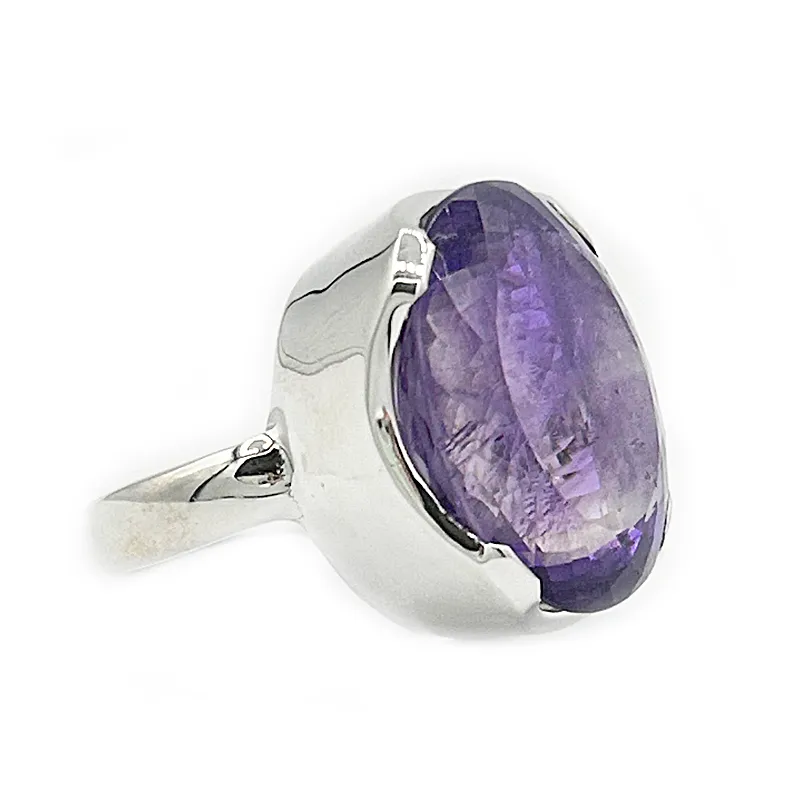 Maan Amethyst Gemstone Chunky Ring