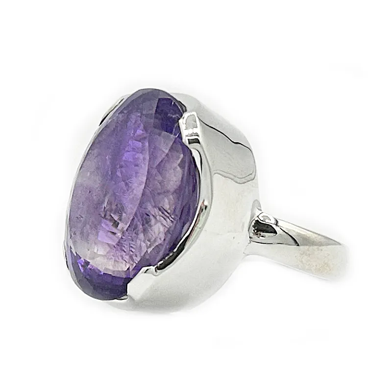 Maan Amethyst Gemstone Chunky Ring