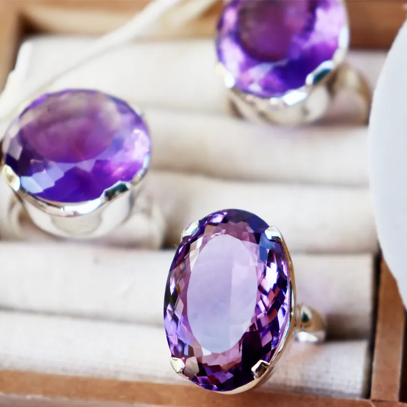 Maan Amethyst Gemstone Chunky Ring