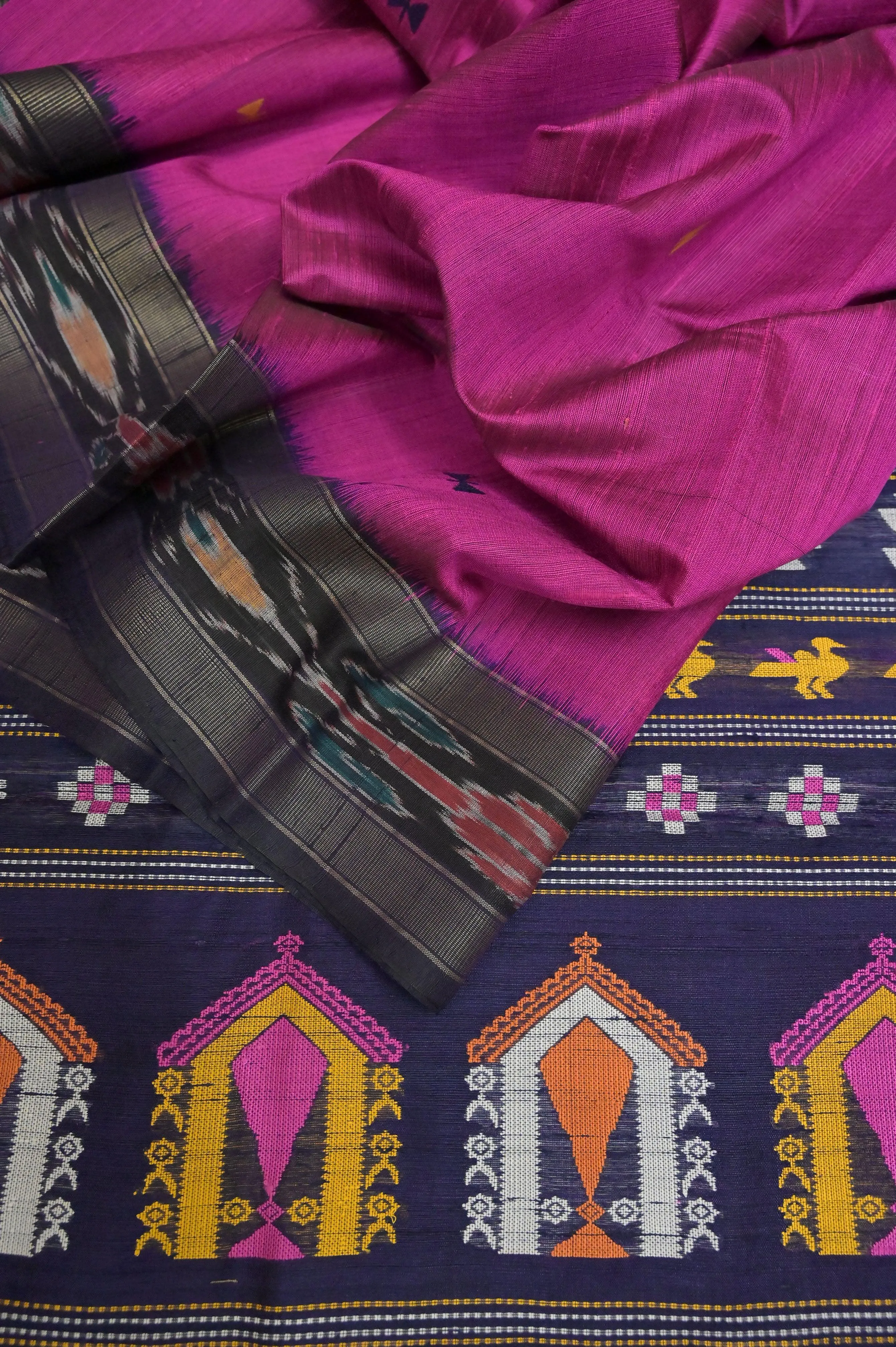 Magenta and Navy Blue Color Raw Silk Saree with Sambalpuri Border and Dolabedi Pallu