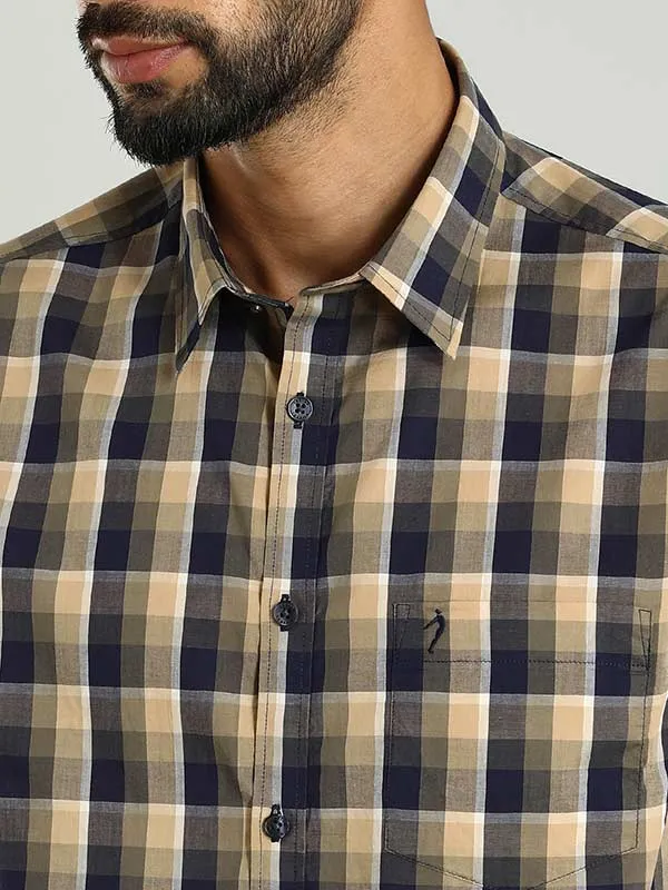 Men Checked Half Sleeve Cotton Shirt