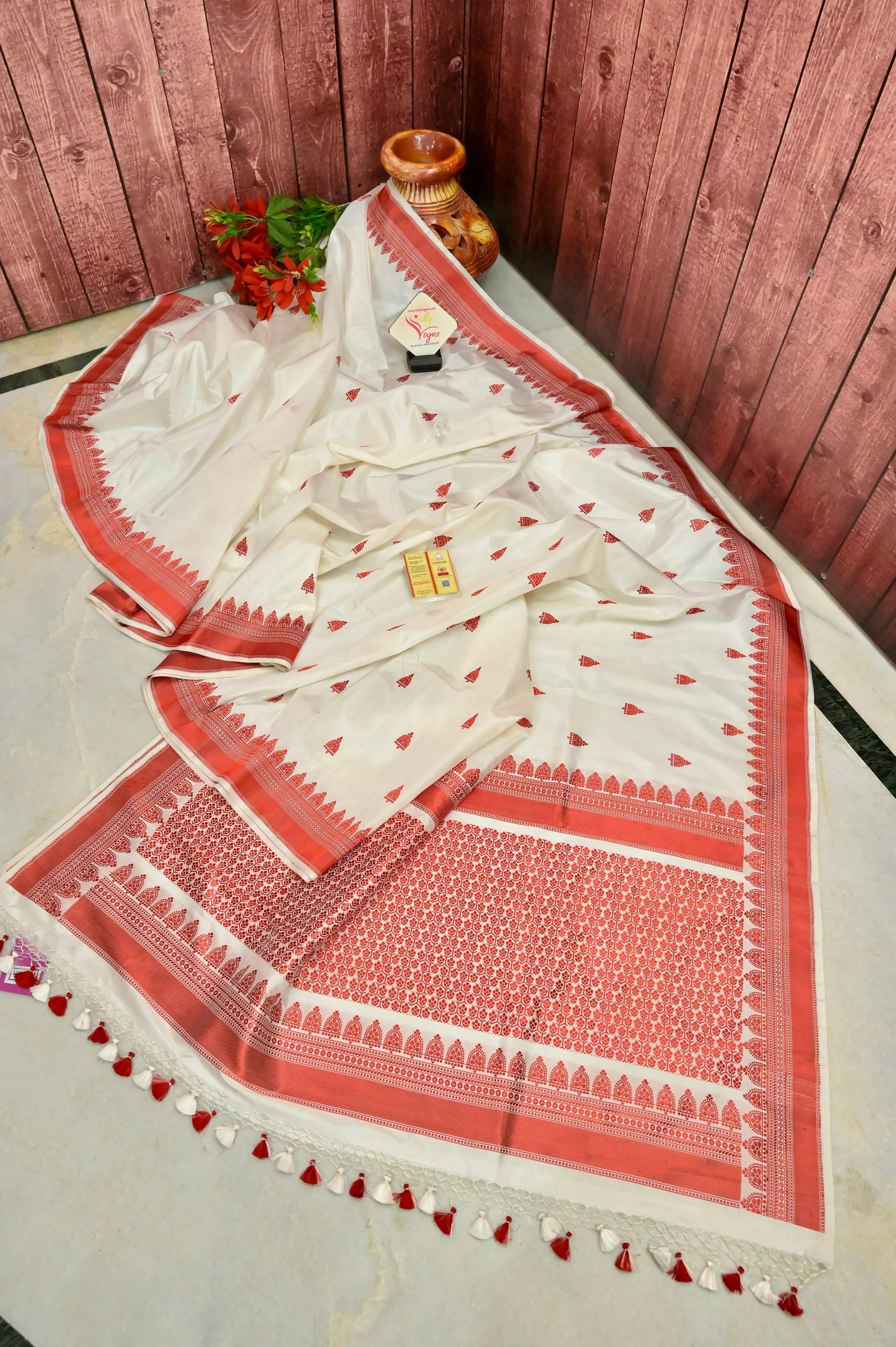 Pure White Color Katan Banarasi Saree with Thread-Weaving