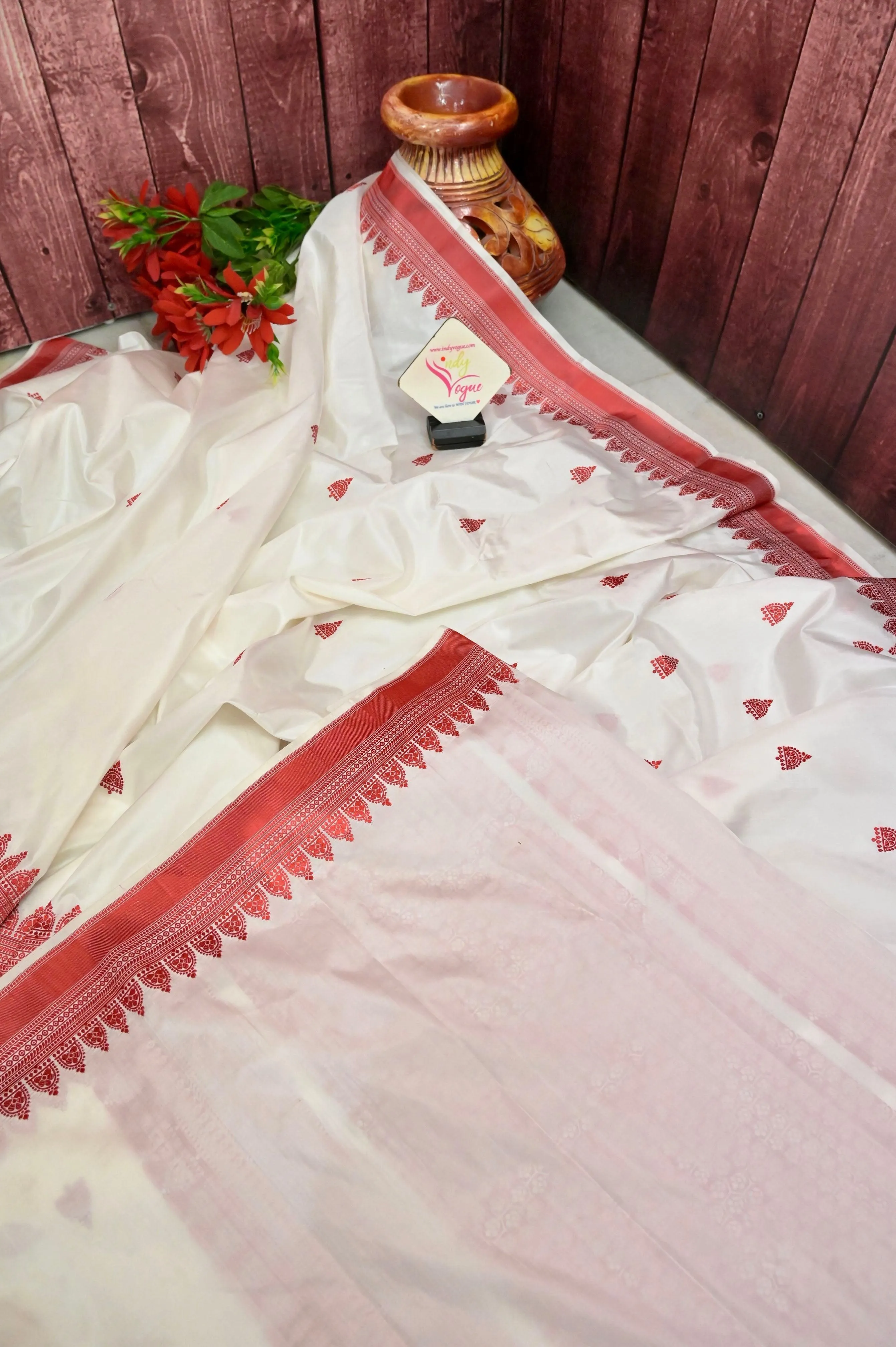 Pure White Color Katan Banarasi Saree with Thread-Weaving