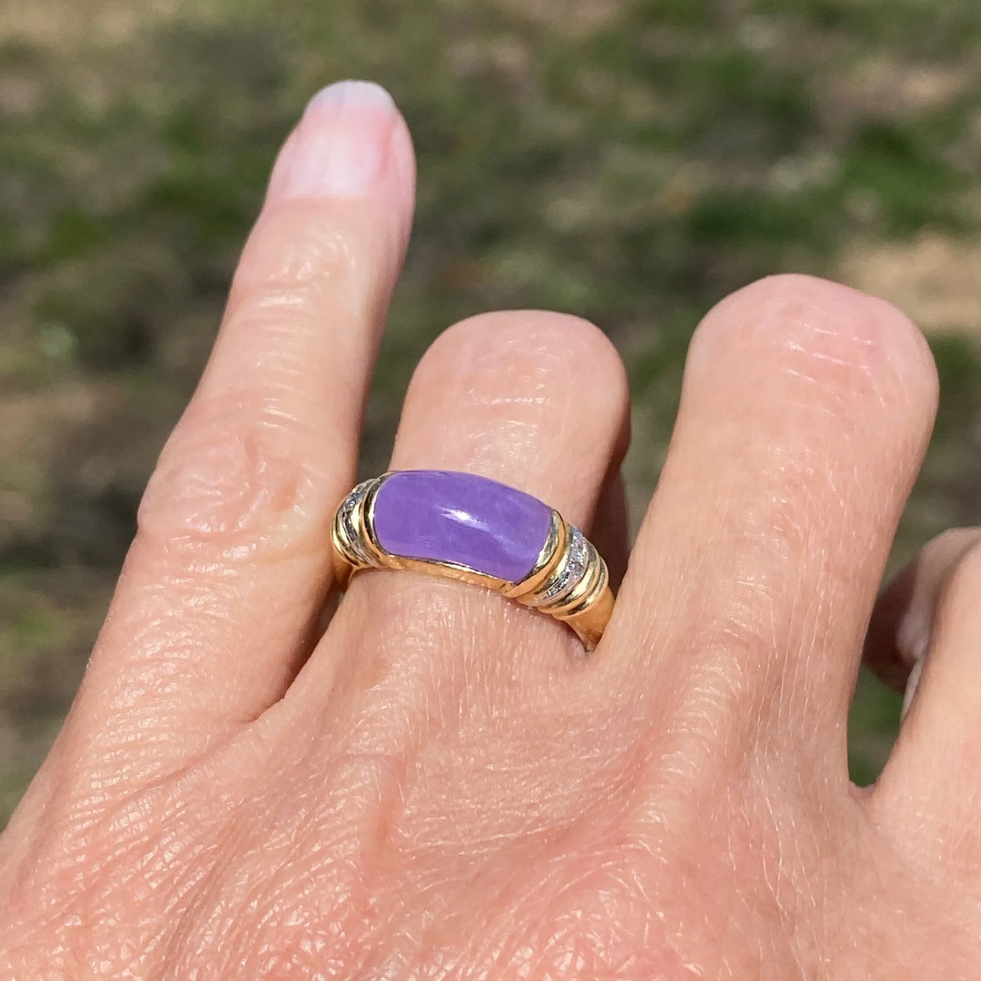 Vintage 14K Gold Diamond East West Purple Jade Ring