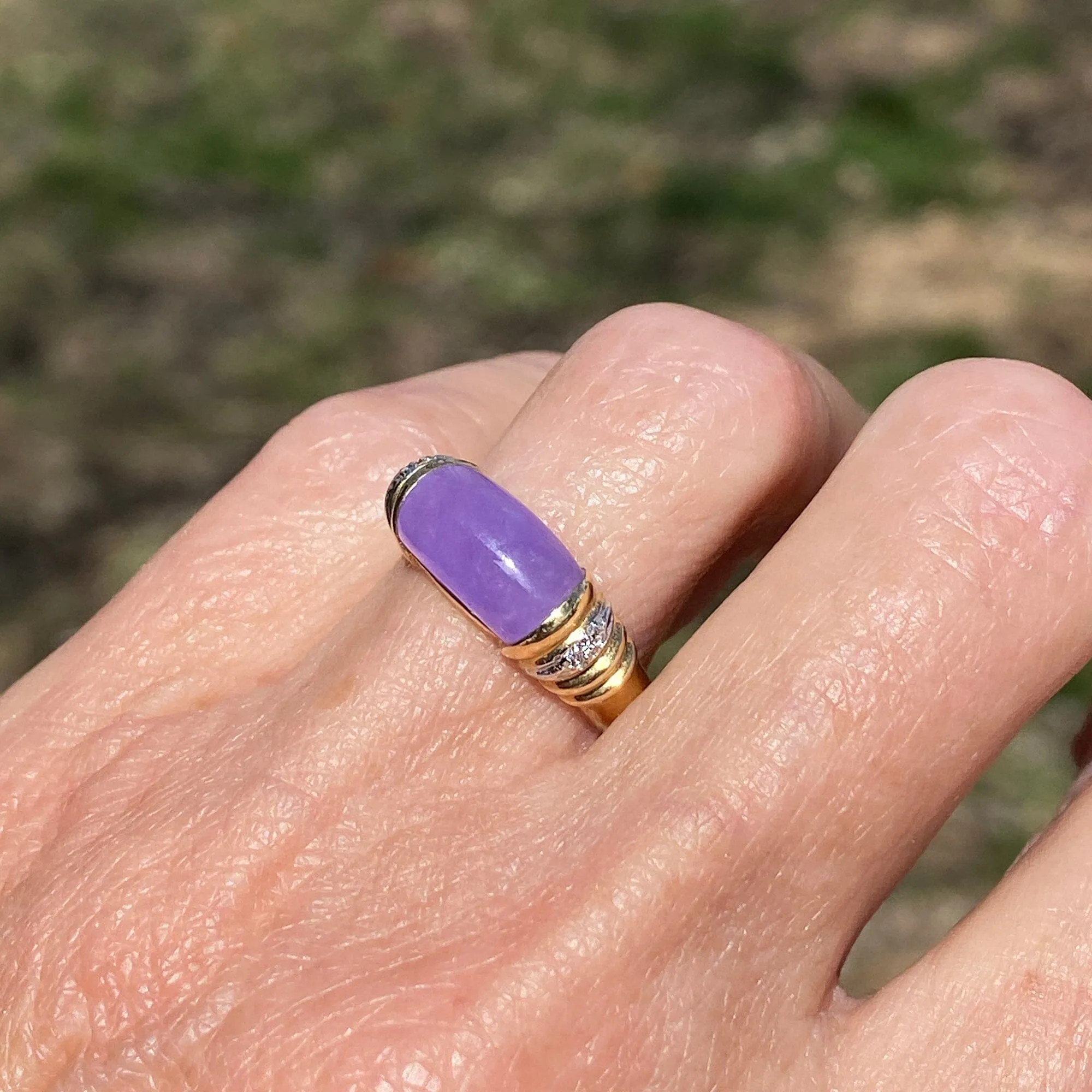 Vintage 14K Gold Diamond East West Purple Jade Ring